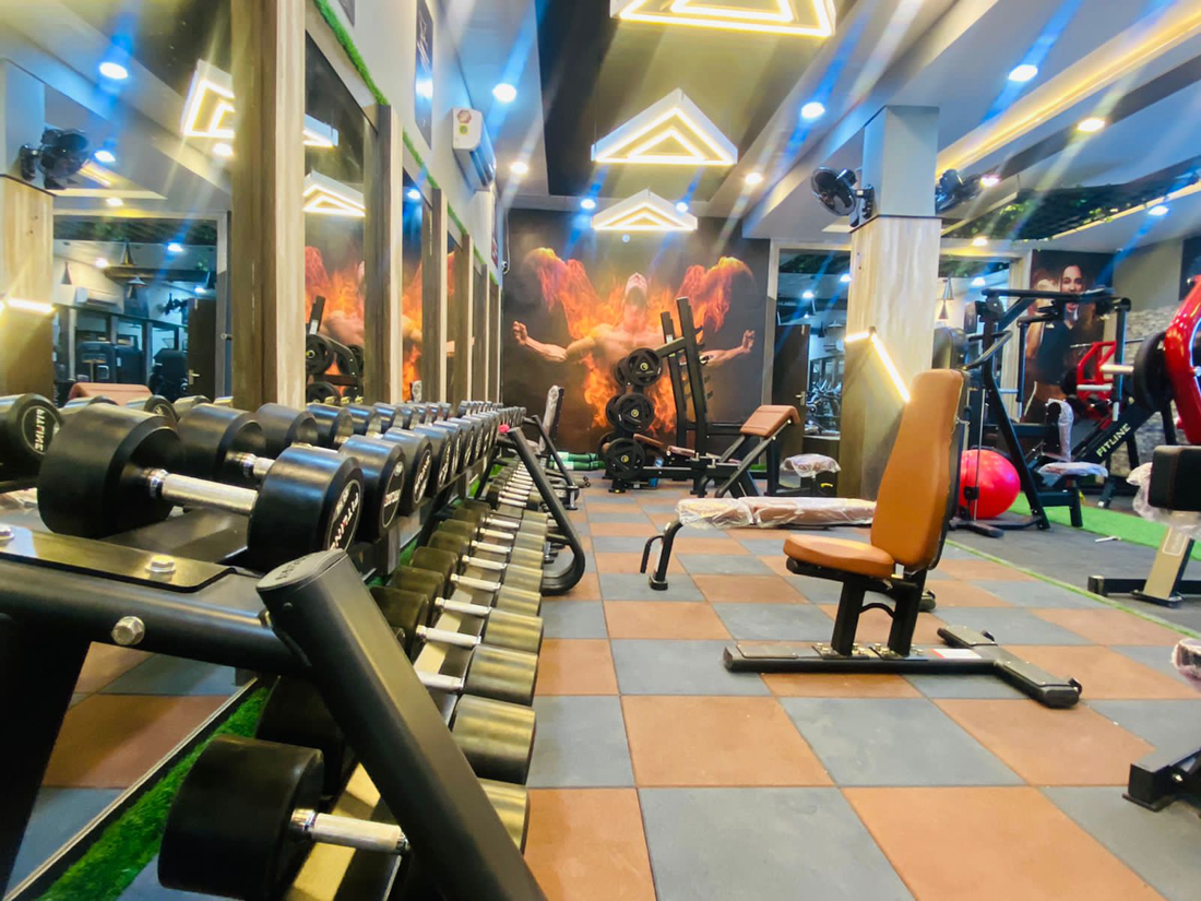 THE MARS THE FITNESS ARENA , BEST GYM IN MATHURA, GYM IN MATHURA